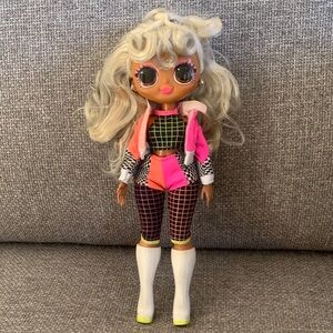 L.O.L Surprise OMG Lights Speedster Fashion Doll with Outfit